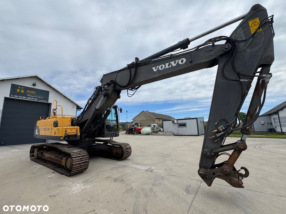Volvo EC 240 CNL - 7