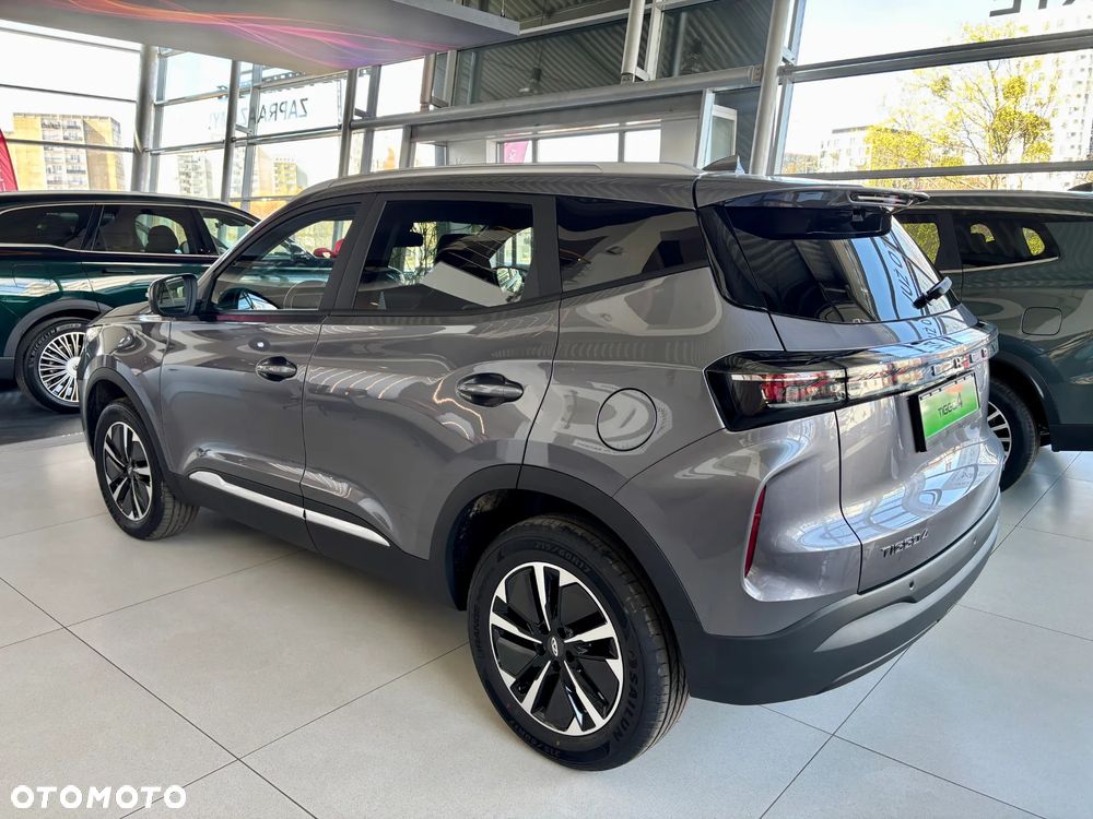Chery Tiggo 4 1.5 GDI HEV Premium DHT - 5