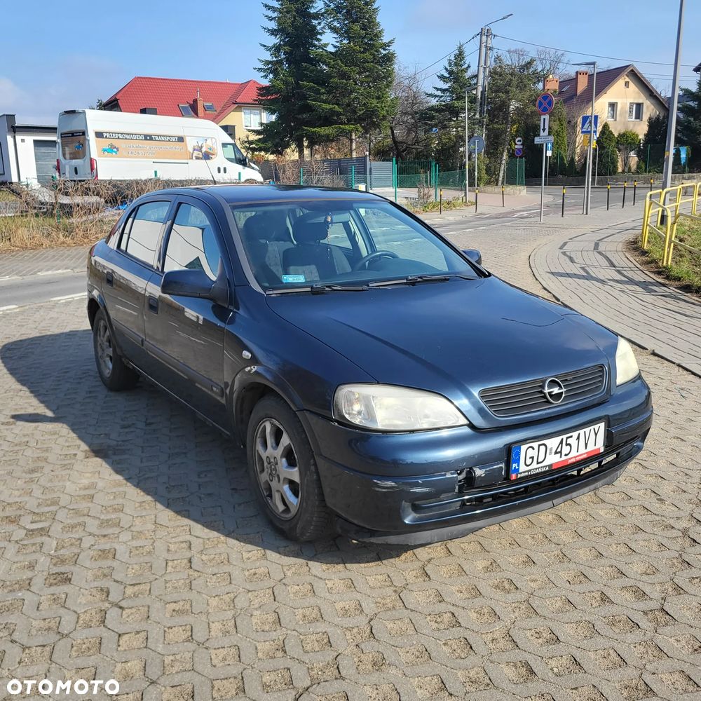 Opel Astra - 3