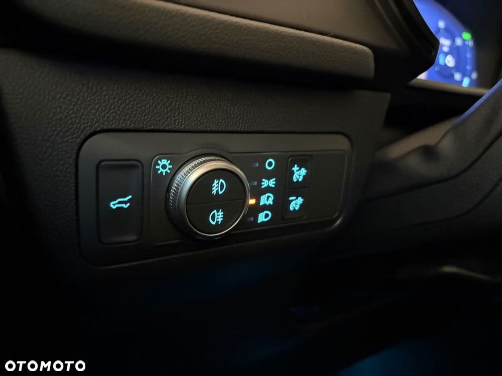 Ford Kuga 2.5 Duratec FHEV 4x4 ST-LINE - 30