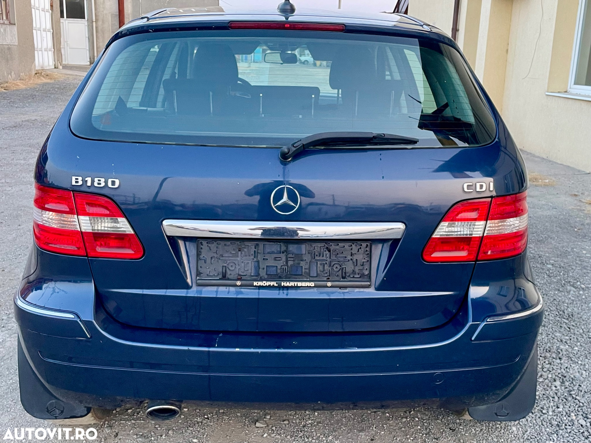 Mercedes-Benz B 180 CDI - 9