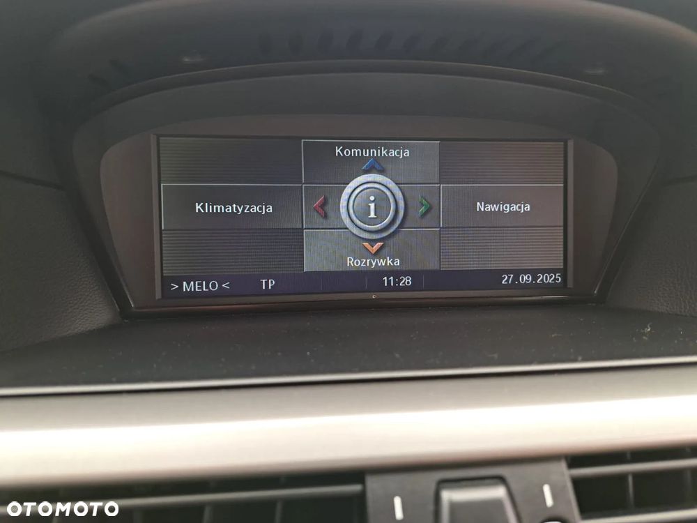 BMW Seria 5 520d - 13