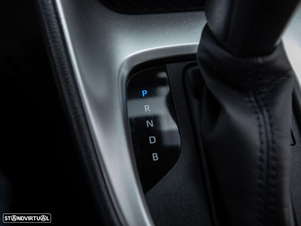 Toyota Yaris 1.5 HDF Comfort - 16