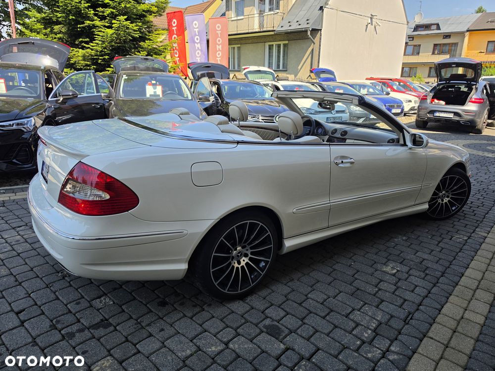 Mercedes-Benz CLK - 23