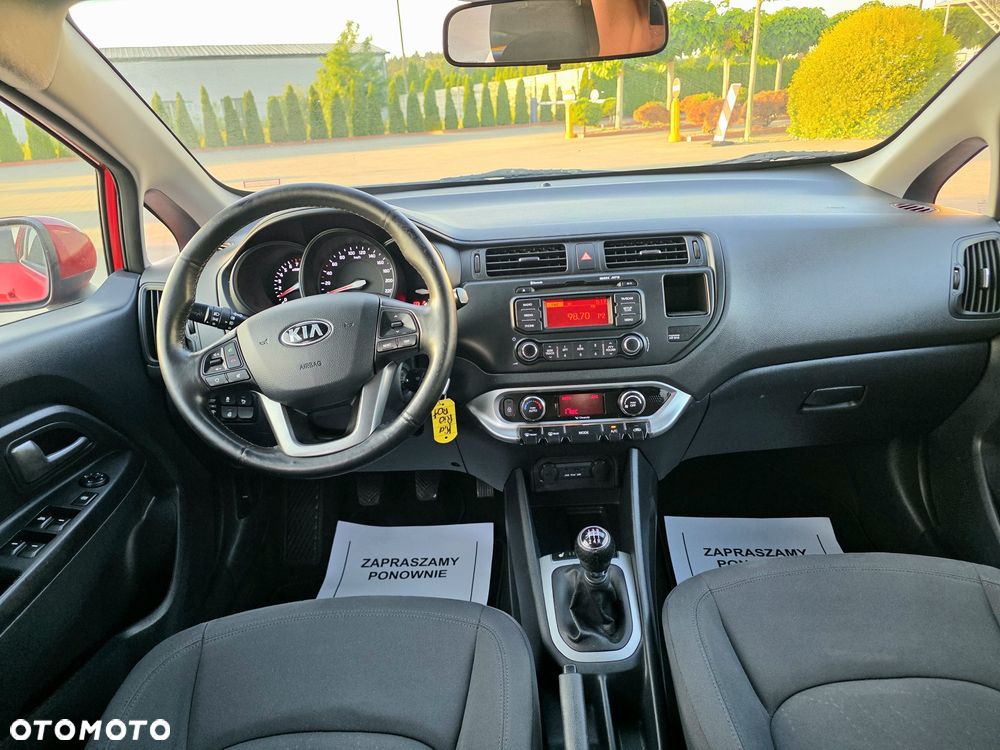 Kia Rio - 8