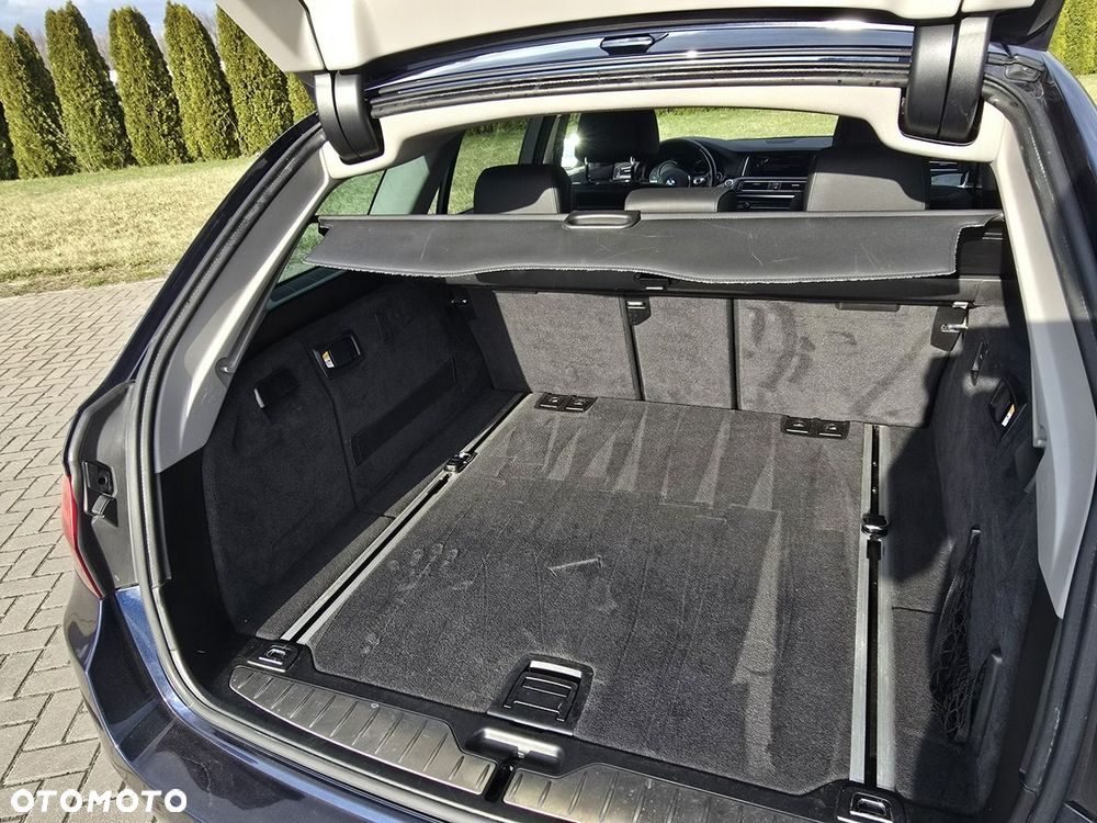 BMW Seria 5 - 24