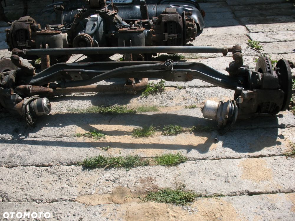 Oś tylnia skretna iveco stralis - 1