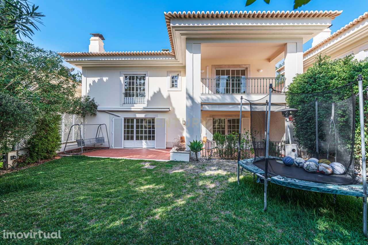 Espetacular Moradia T5 na exclusiva Quinta do Patiño em Alcabideche, C - Grande imagem: 2/27