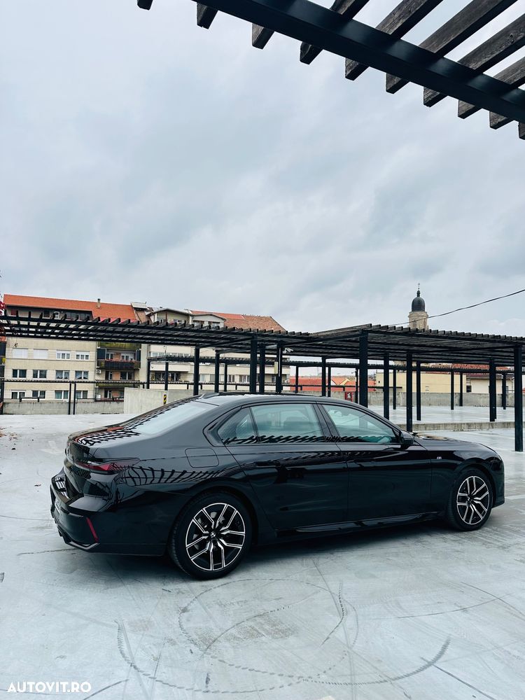 BMW Seria 7 - 23