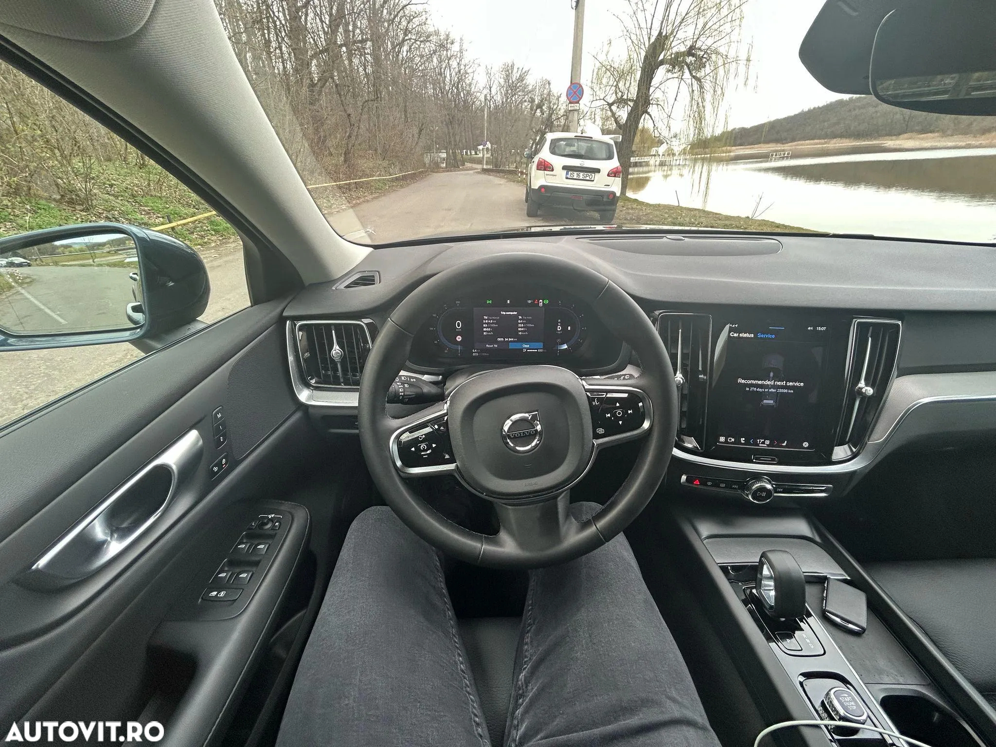 Volvo V60 B4 MHEV AT AWD Plus Bright - 16