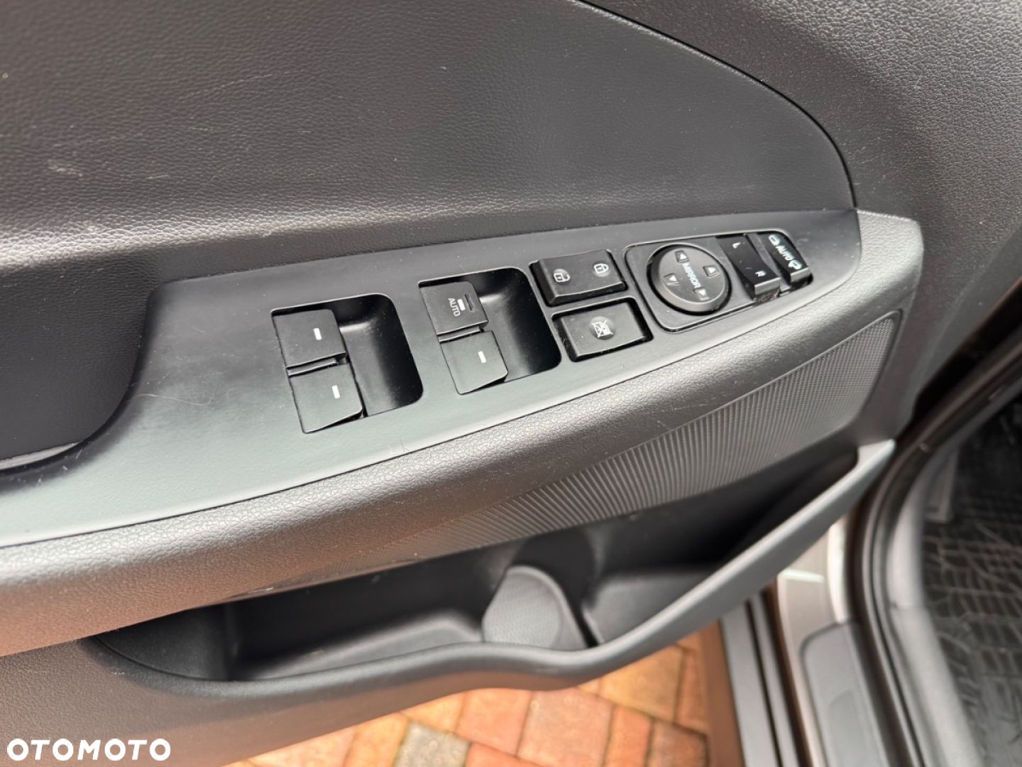 Hyundai Tucson 2.0 CRDi 4WD Automatik Advantage - 14