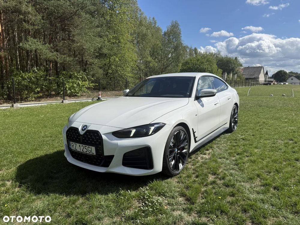 BMW Seria 4 2025 photo 2