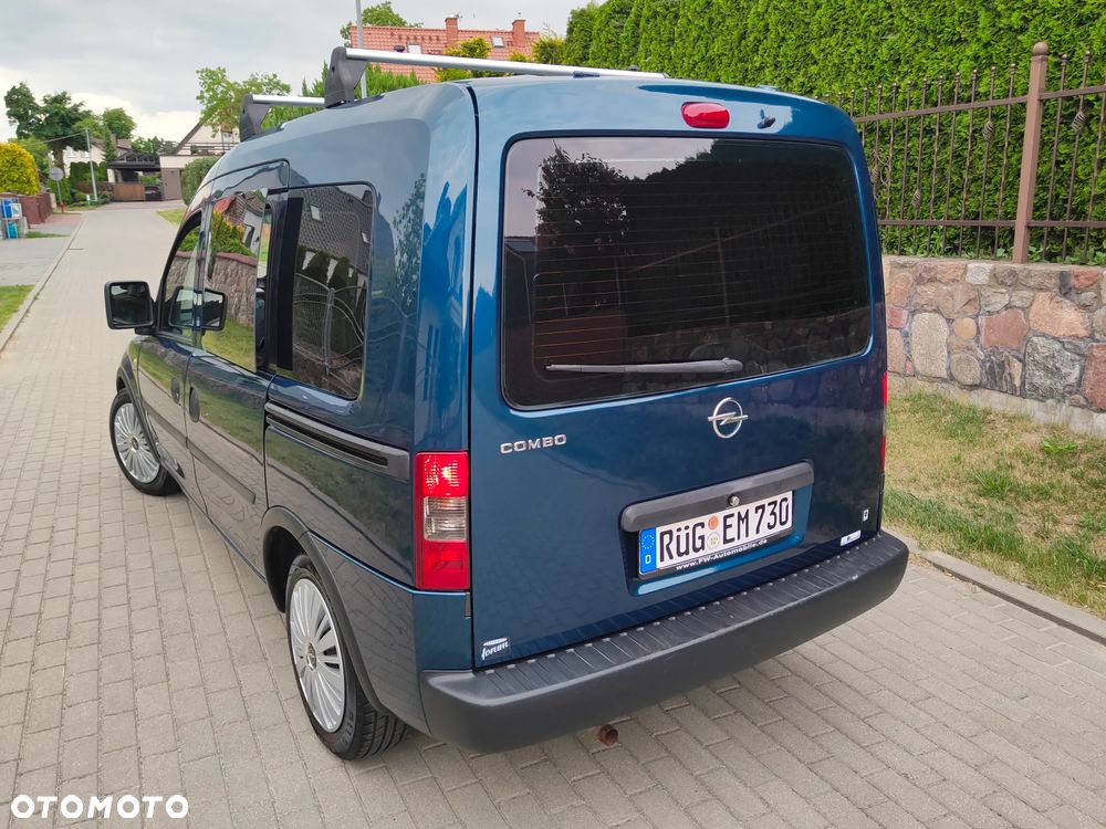 Opel Combo Tour Color Edition - 4