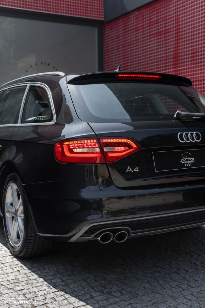 Audi A4 Avant 2.0 TDI multitronic S-line - 8