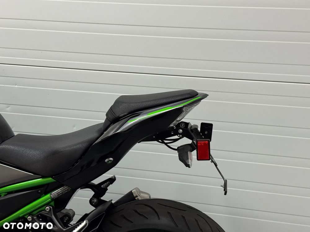 Kawasaki Z - 21