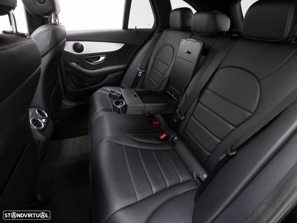 Mercedes-Benz C 300 - 12