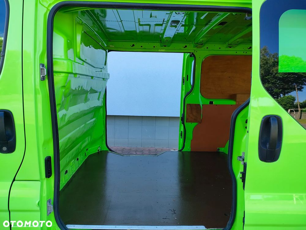 Opel Vivaro - 18