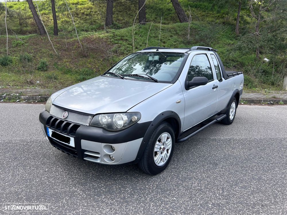 Usado Fiat Strada 2009 - 8 890 EUR, 122 000 km - Standvirtual.com