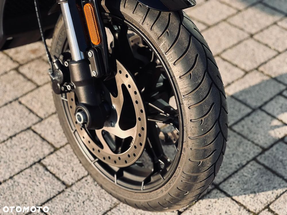 Harley-Davidson Street Rod XG 750A - 20