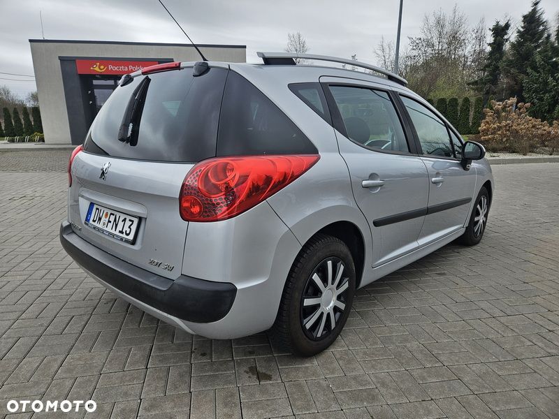 Peugeot 207 1.4 16V Sporty - 22