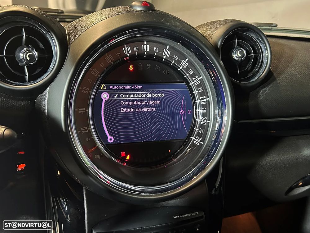 MINI Countryman Cooper SD ALL4 - 31