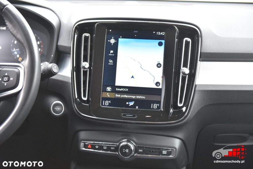 Volvo XC 40 - 25
