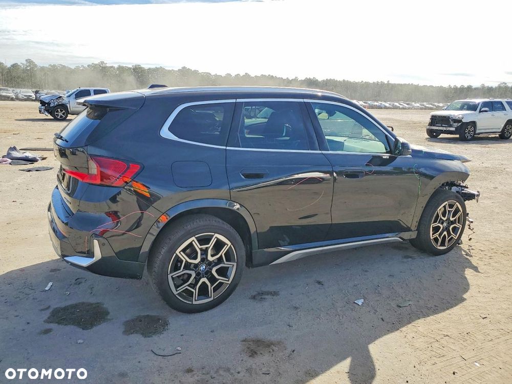 BMW X1 xDrive25i xLine - 3