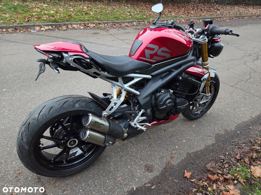 Triumph Street Triple - 8
