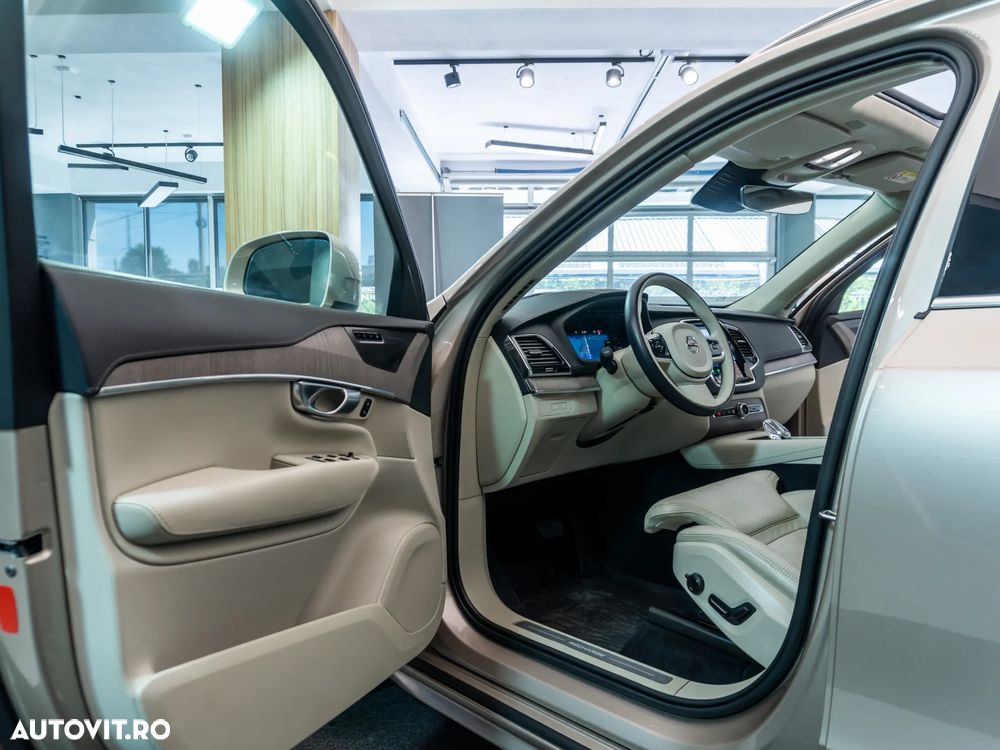 Volvo XC 90 Recharge T8 AWD Ultimate Bright - 24