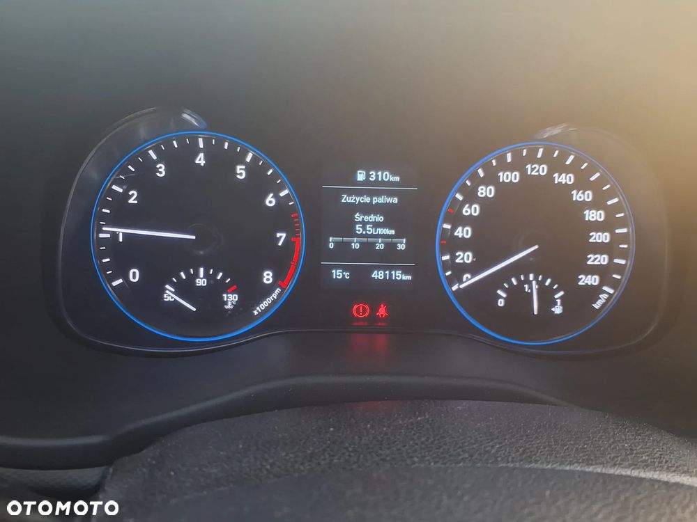 Hyundai Kona - 17