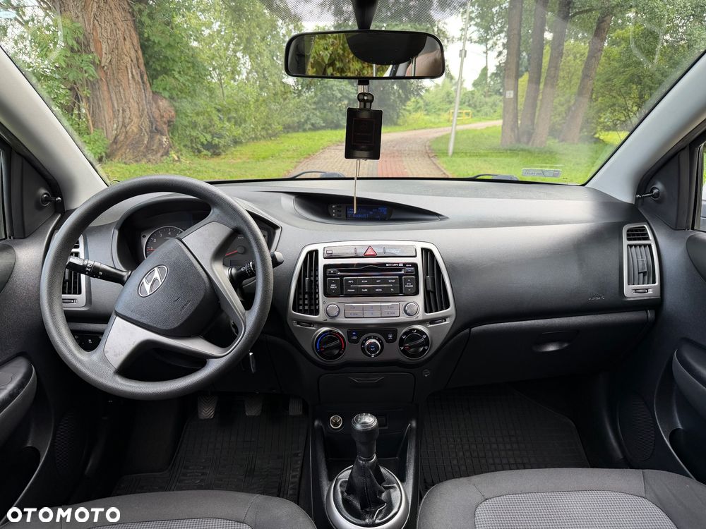 Hyundai i20 - 15