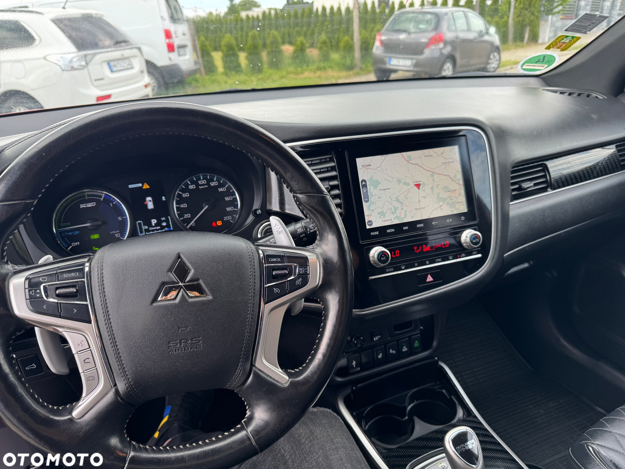 Mitsubishi Outlander 2.4 4WD Plug-In Hybrid Diamant+ - 33