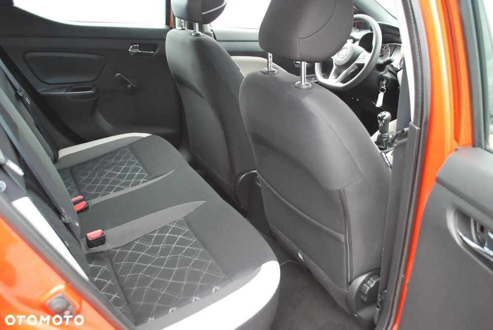 Nissan Micra 1.0 Acenta - 9