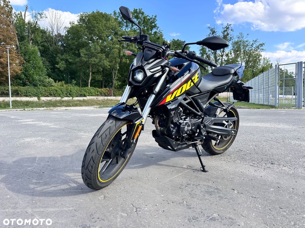 VOGE R125 - 1