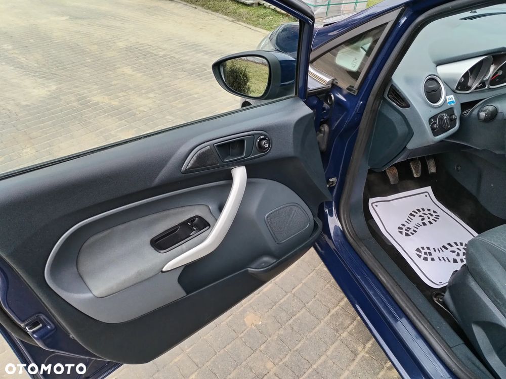 Ford Fiesta - 27