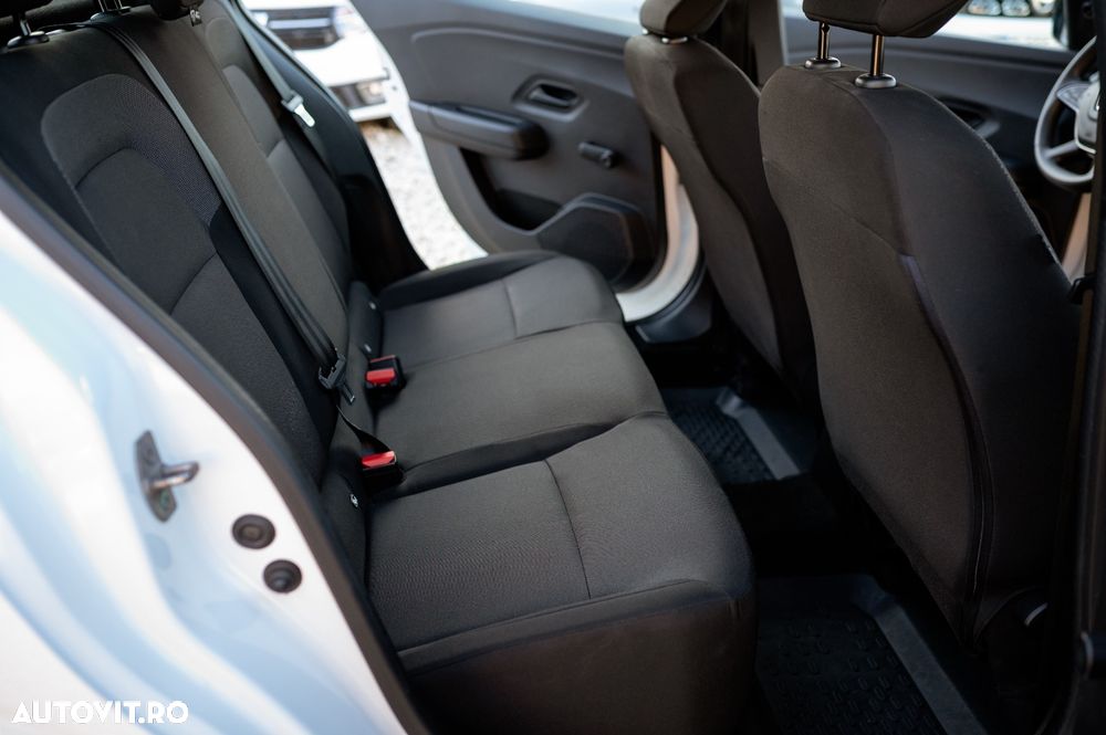 Dacia Logan TCe 90 MT6 Comfort - 17