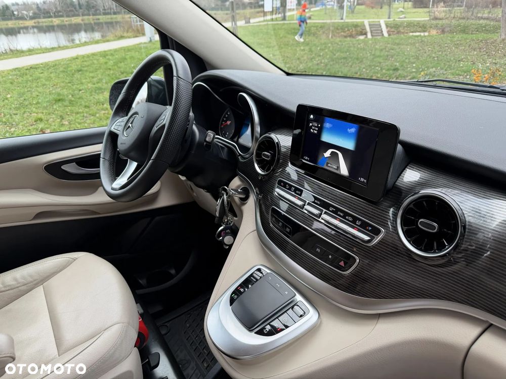 Mercedes-Benz Klasa V 250 d 4-Matic Avantgarde 9G-Tronic (d³ugi) - 16