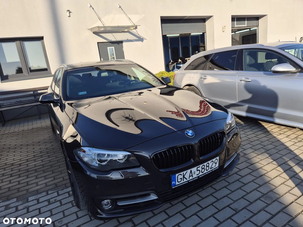 BMW Seria 5 520d xDrive - 4