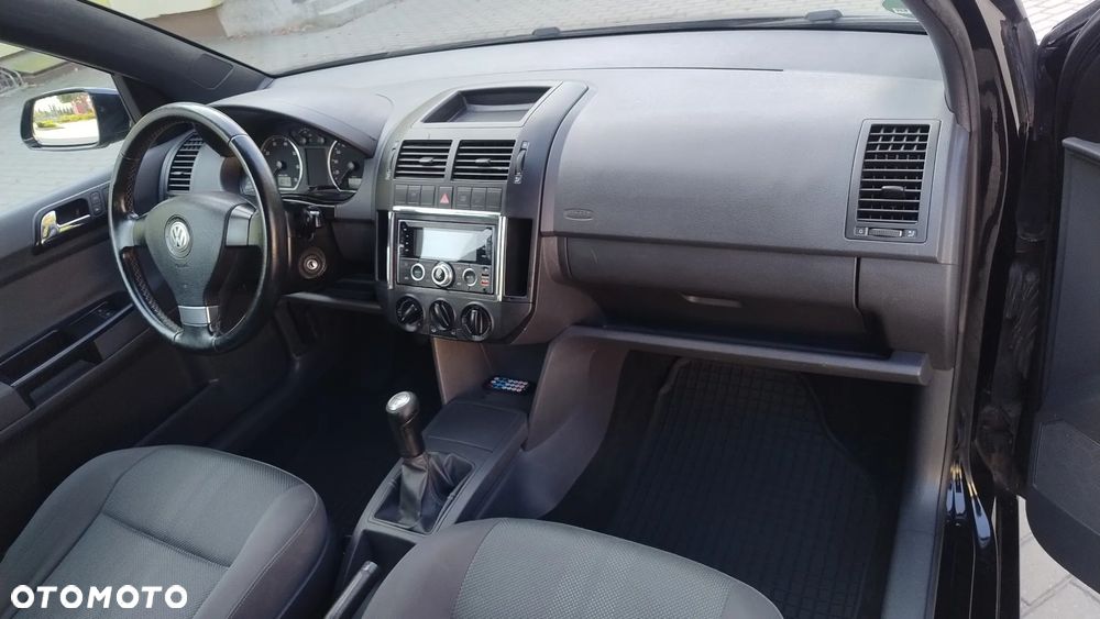 Volkswagen Polo - 21