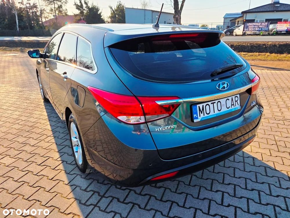 Hyundai i40 Kombi blue 1.7 CRDi Style - 12