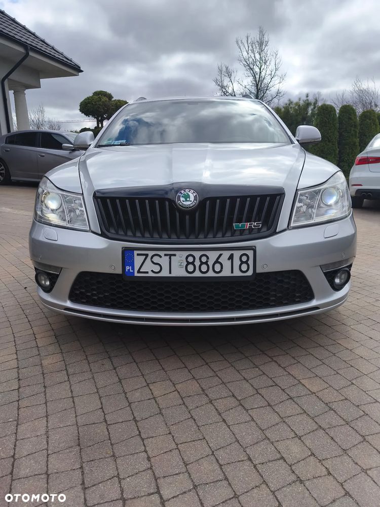 Skoda Octavia 2.0 TDI DPF RS - 3