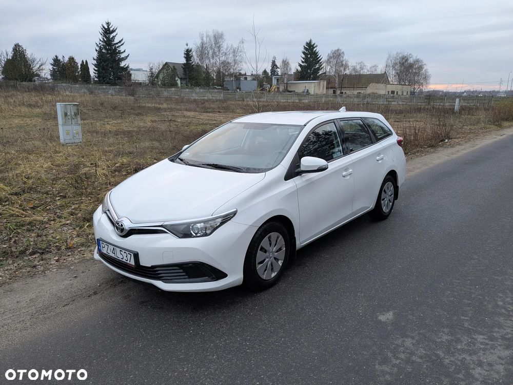 Toyota Auris 1.33 VVT-i Active - 1