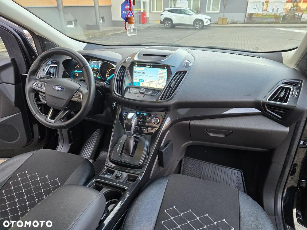 Ford Kuga 2.0 TDCi 4x4 Titanium - 14