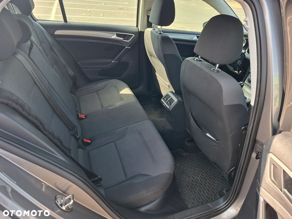 Volkswagen Golf 1.4 TSI BMT Comfortline - 15