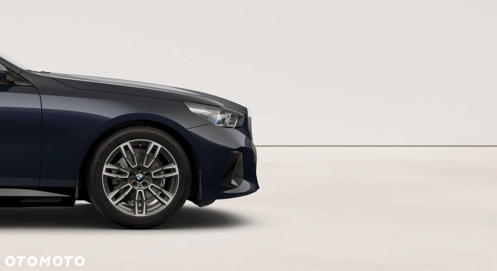 BMW Seria 5 530e PHEV M Sport - 5