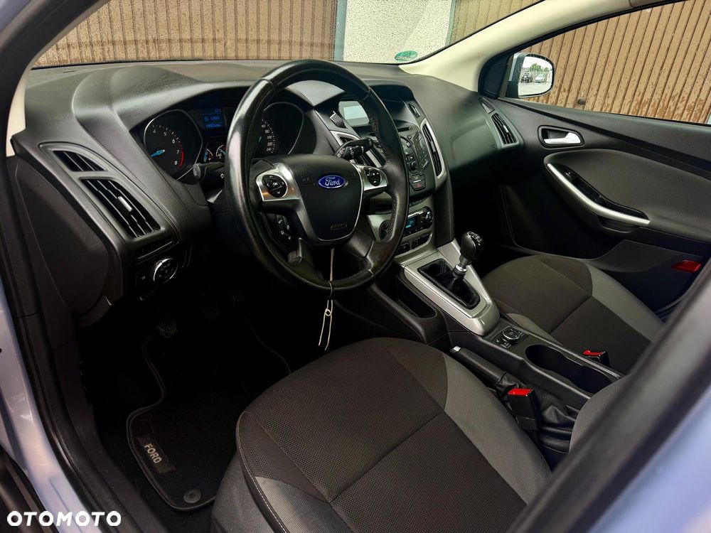 Ford Focus 1.0 EcoBoost Trend - 17