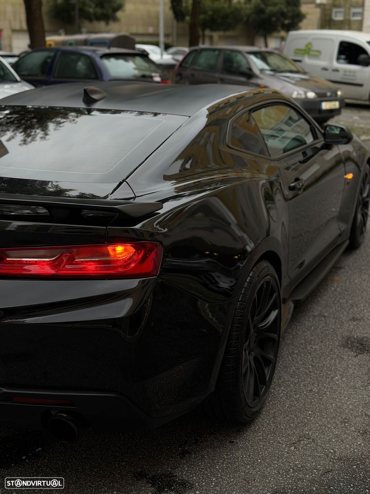 Chevrolet Camaro 2.0 Aut. - 23