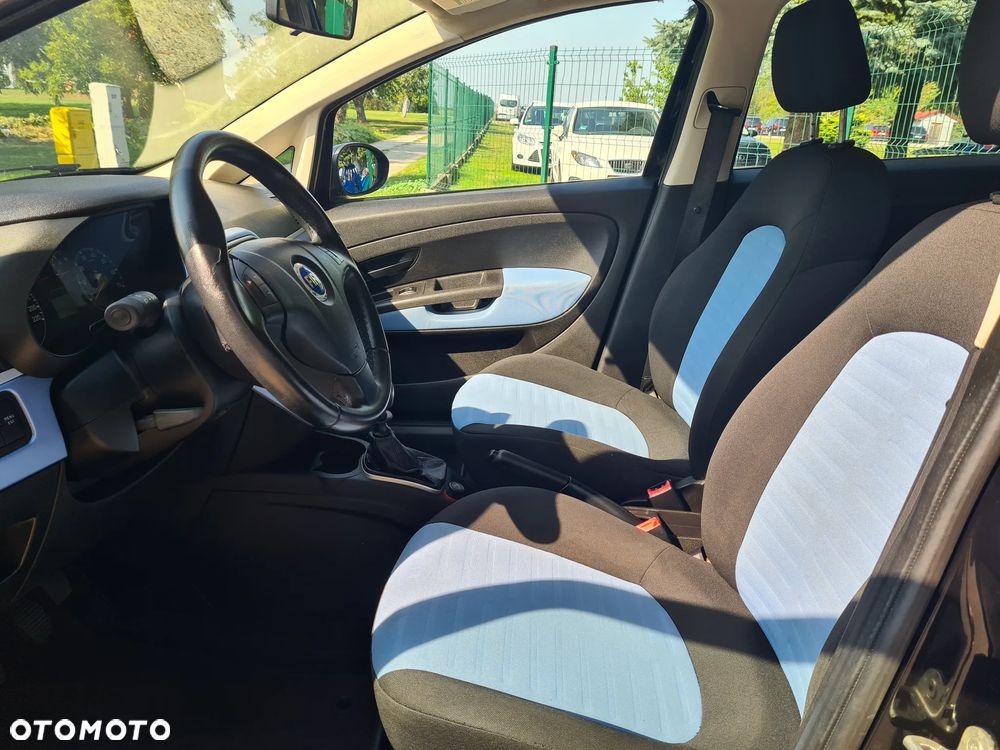 Fiat Punto 1.4 16V Dynamic - 4
