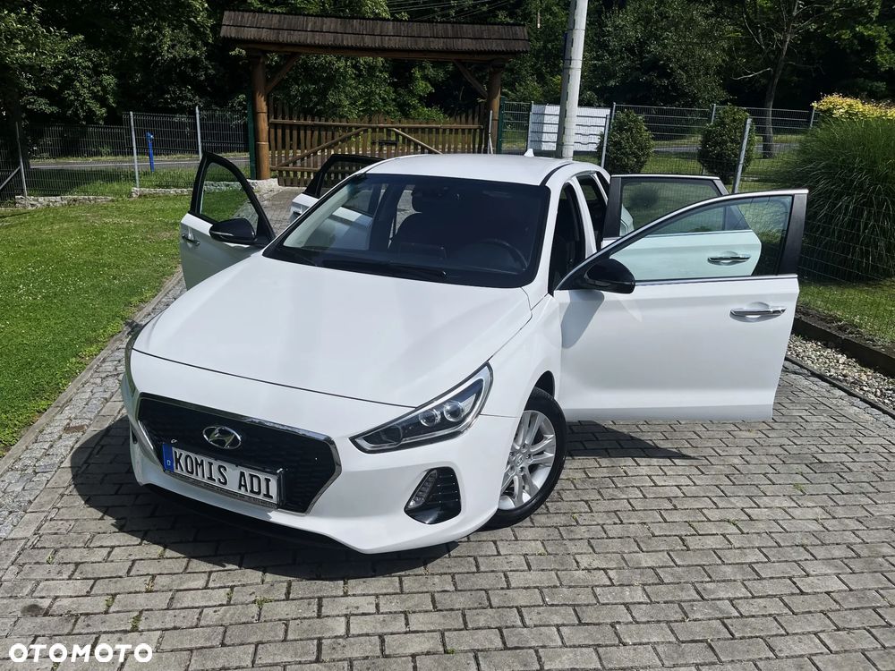 Hyundai i30 1.6 CRDi BlueDrive Premium - 2