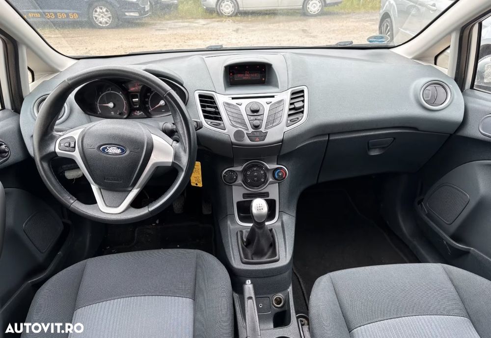 Ford Fiesta 1.25i Trend - 6